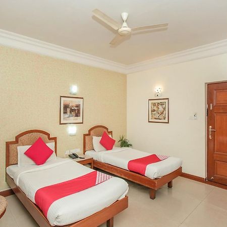 Oyo 579 Hotel Aab بنغالور المظهر الخارجي الصورة