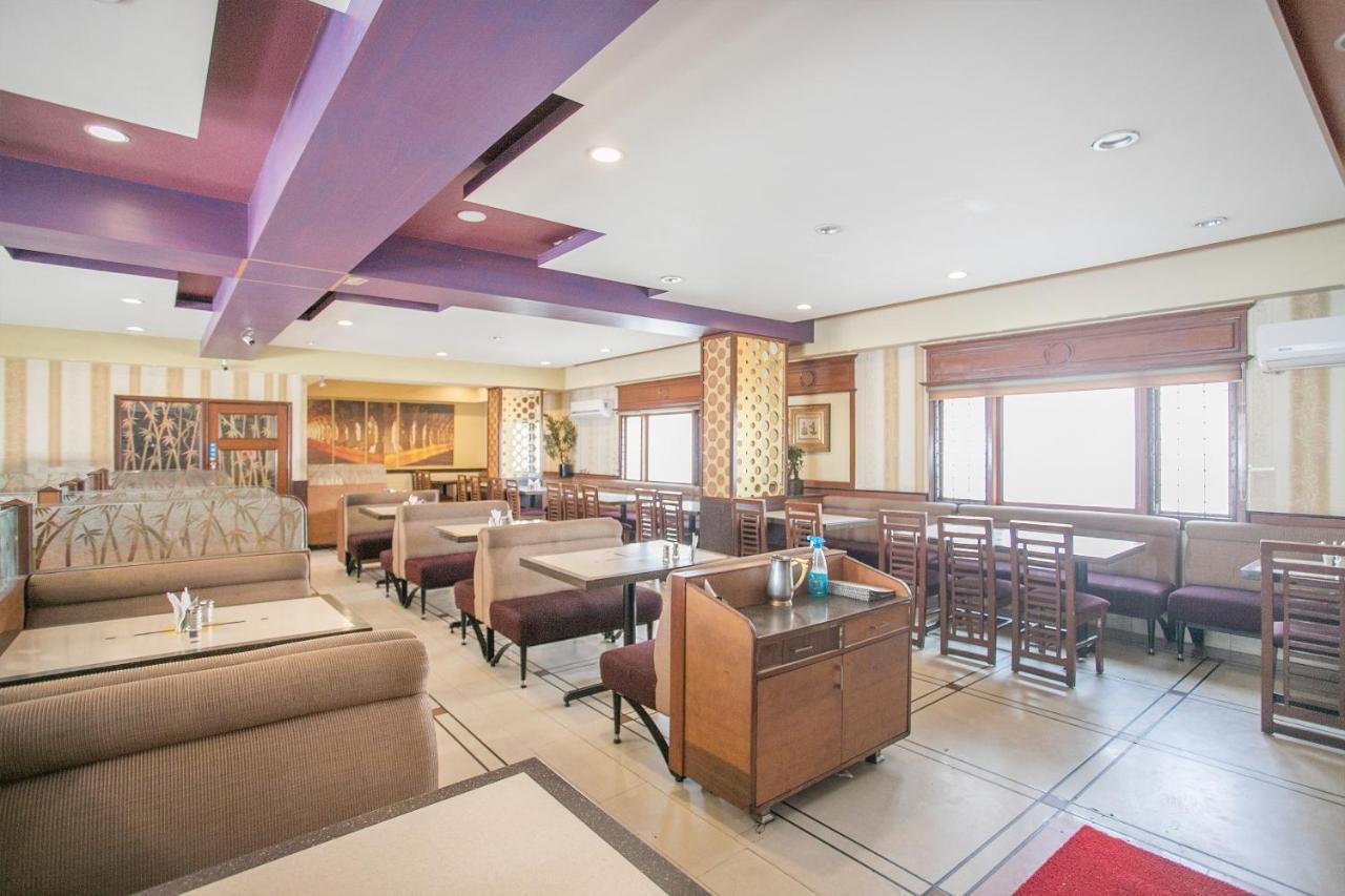 Oyo 579 Hotel Aab بنغالور المظهر الخارجي الصورة