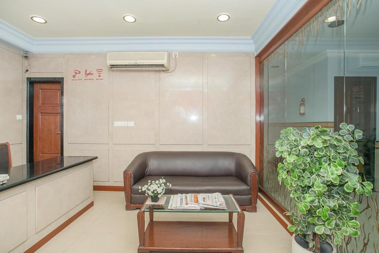 Oyo 579 Hotel Aab بنغالور المظهر الخارجي الصورة
