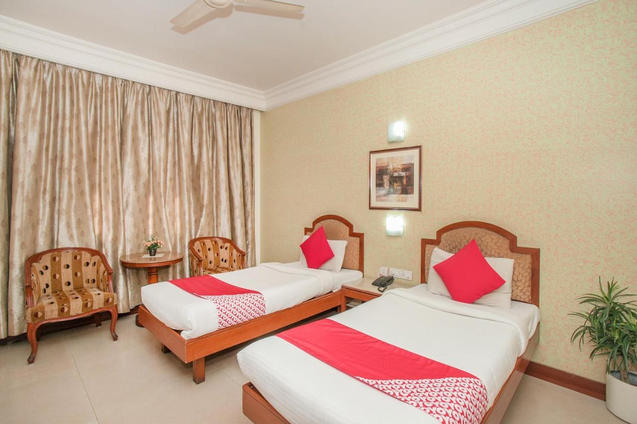 Oyo 579 Hotel Aab بنغالور المظهر الخارجي الصورة