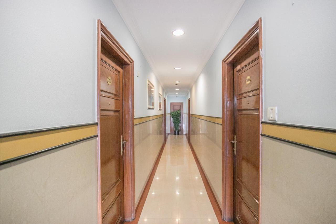 Oyo 579 Hotel Aab بنغالور المظهر الخارجي الصورة