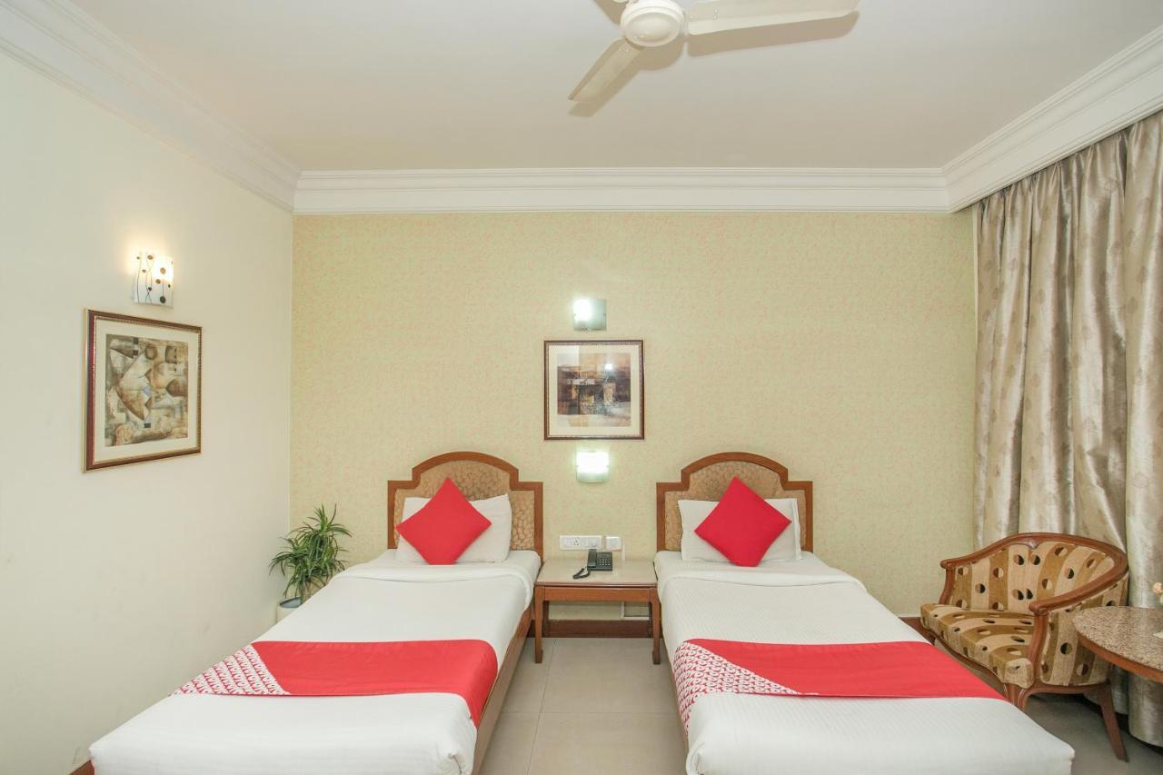 Oyo 579 Hotel Aab بنغالور المظهر الخارجي الصورة