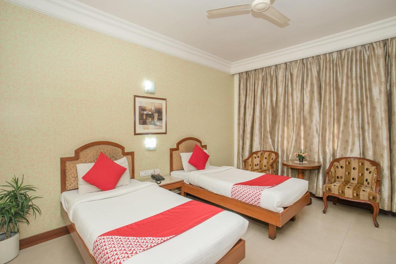 Oyo 579 Hotel Aab بنغالور المظهر الخارجي الصورة