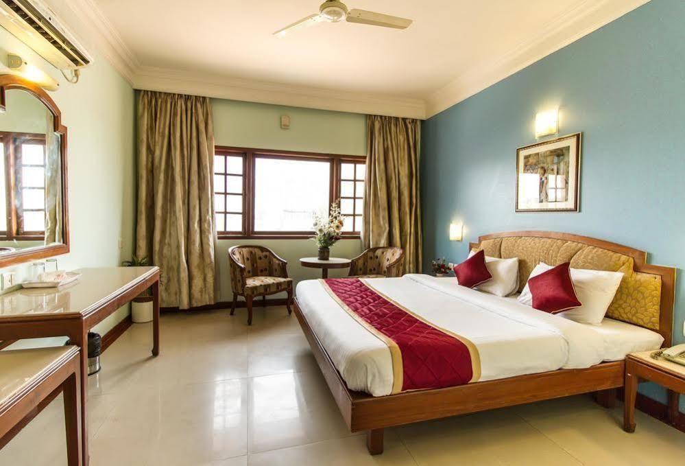 Oyo 579 Hotel Aab بنغالور المظهر الخارجي الصورة
